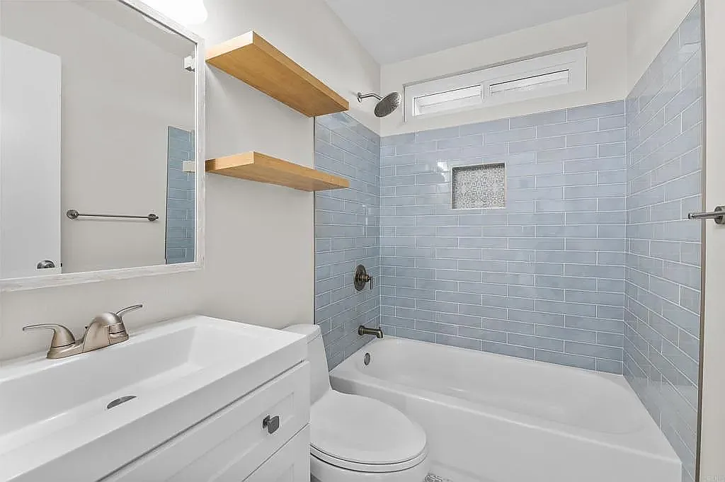 Highridge Dr, Oceanside — Photo 4