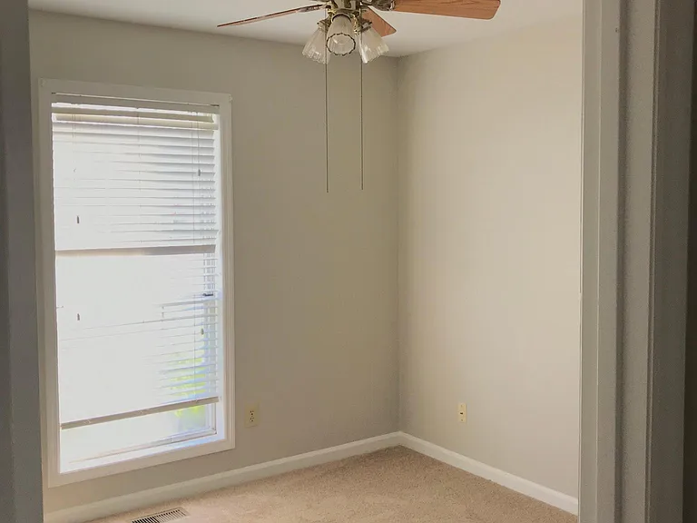 2501 Park Green Ln — Photo 15
