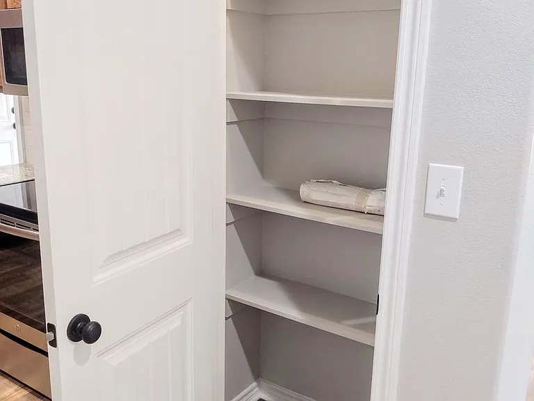 105 Kirkland St — Photo 11