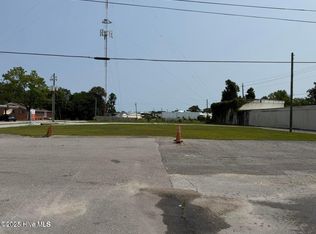 911 Lejeune Blvd, Jacksonville, NC 28540