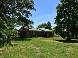 2367 City Lake Rd, Waldron, AR 72958