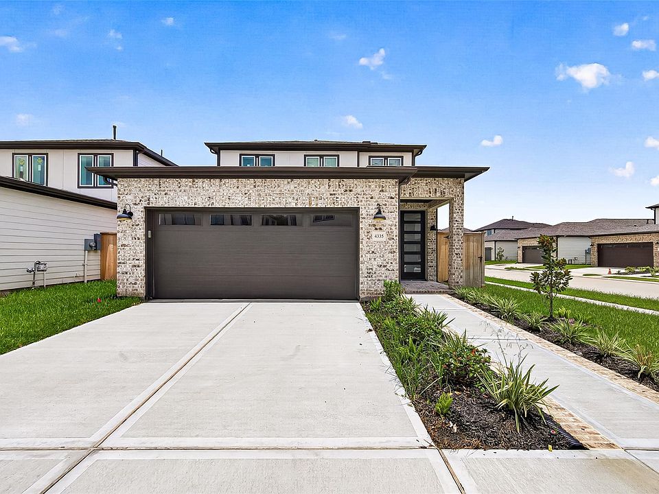 1st image of 4335 Avron Dr