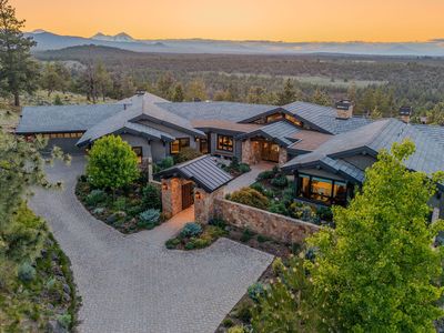 3481 NW Greenleaf Way, Bend, OR, 97703