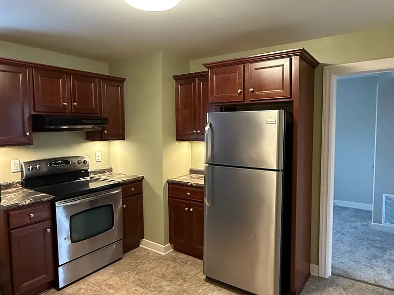 82 Webster St #82 — Photo 3