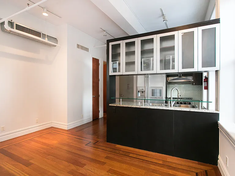 43-45 E 30th St #6-A — Photo 4