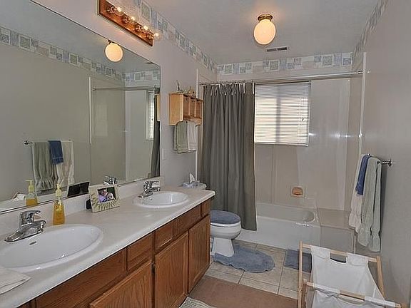 5th image of 2277 Pheasant Bend Cir