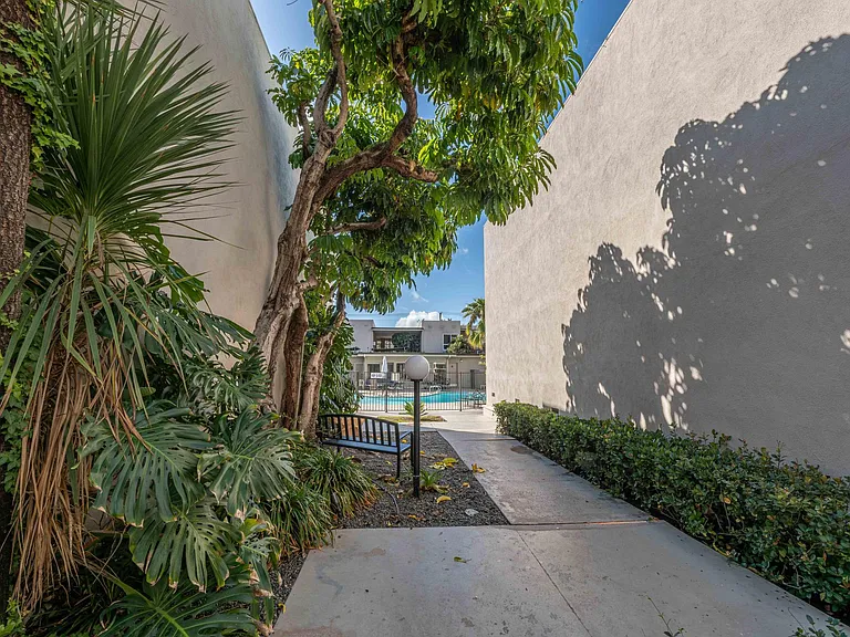 3166 S Sepulveda Blvd #28 — Photo 9