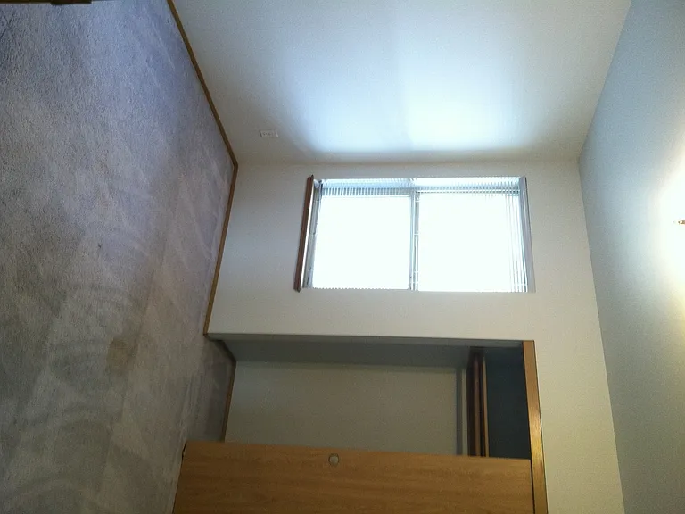 Big Rock Apartments (480 S Oak Harbor St.) — Photo 20