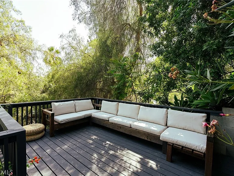 5924 Hayes Ave — Photo 22