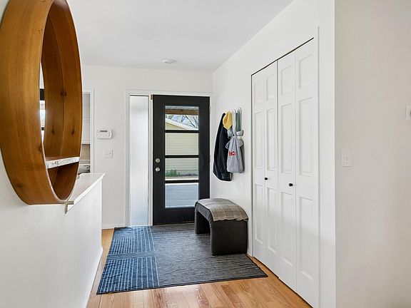 4th image of 6401 Doron Ln
