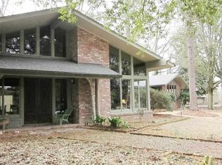 20 Woodlawn Dr, Yazoo City, MS 39194