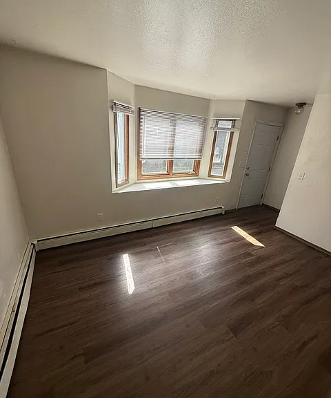 332 N Bunn St #B — Photo 6