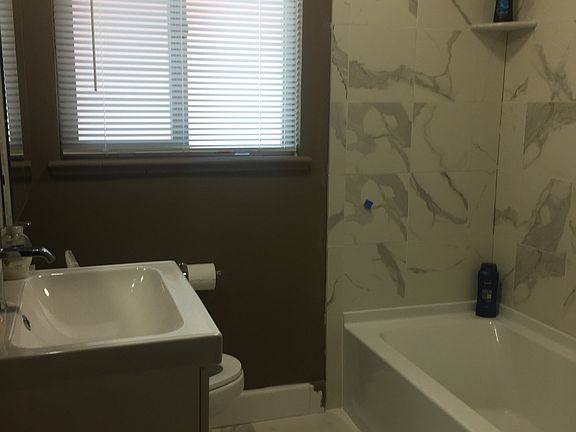 2nd image of 5614 S Huron St