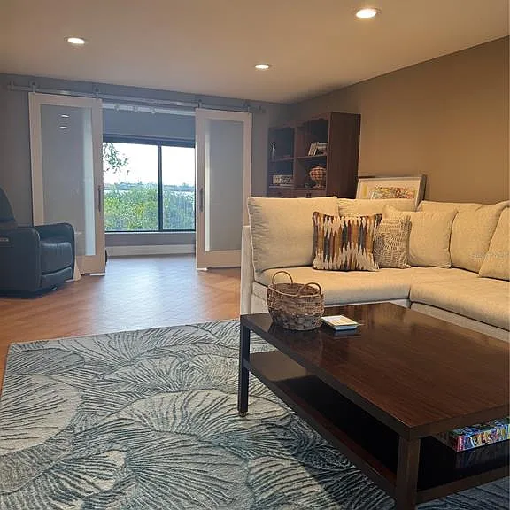 1323 Landings Dr #12 — Photo 24