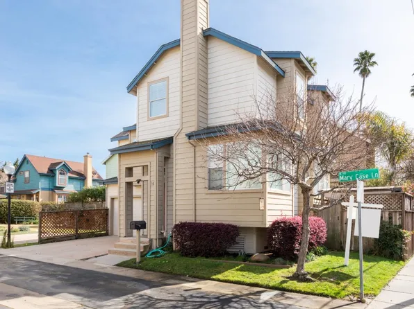 10 Mary Case Ln, Santa Cruz, CA 95060