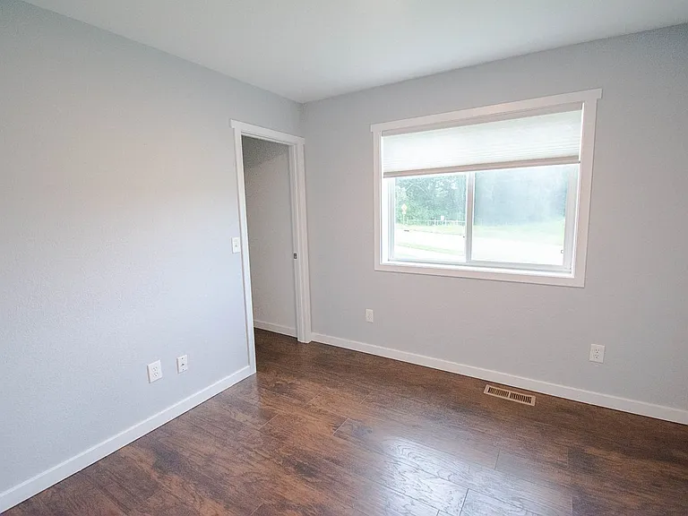 4271 Trumpeter Dr SE — Photo 8