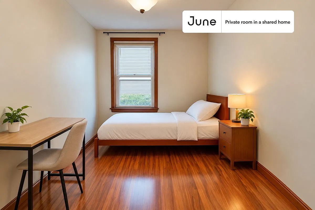 Full bedroom in 5 bed/1 bath home in Somerville #1343 B — Photo 1