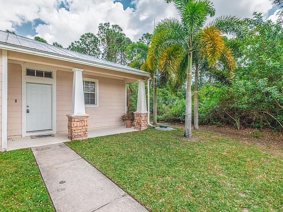 3rd image of 1661 SW Levato Ave