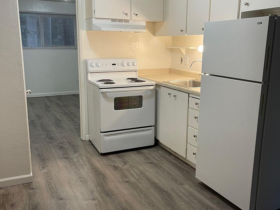 1st image of 6535 150th St SW #180