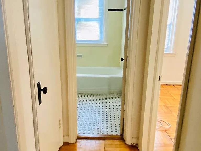 2609 Park Avenue — Photo 13