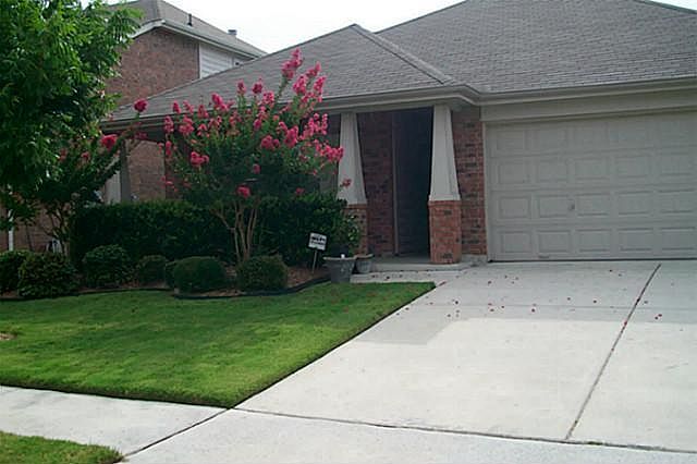 1st image of 1115 Red Robin Dr