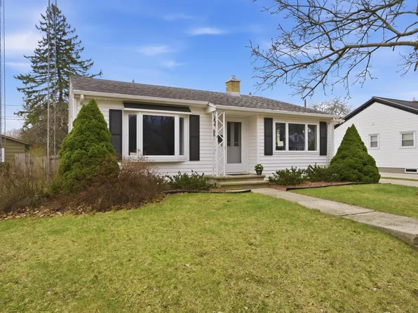 511 Oak STREET, Manitowoc, WI 54220