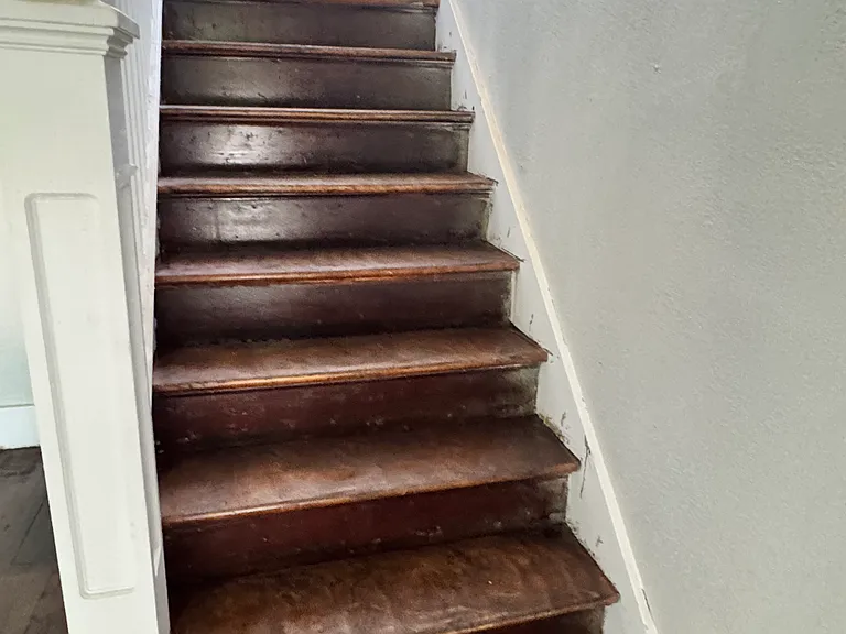 4376 Kensington Ave — Photo 10