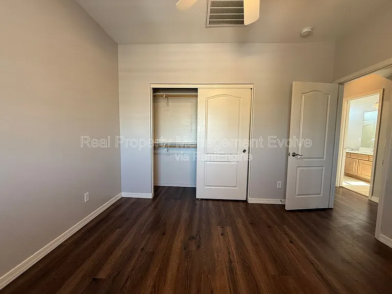 4287 S Kimberlee Dr — Photo 47