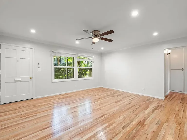 Charming 1 & 2 Bedrooms on the Chandler Bike Path — Photo 41