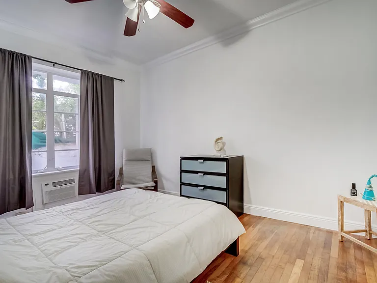 825 Jefferson Ave #2 — Photo 19