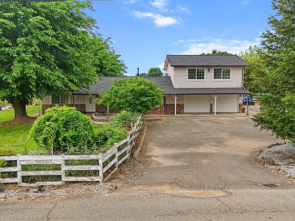 3rd image of 21357 Trefoil Ln