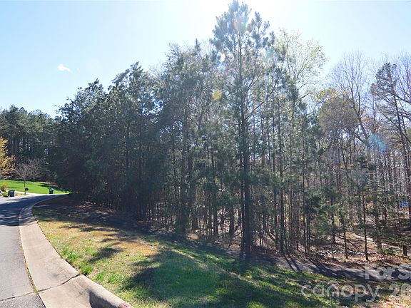 5th image of 5120 Watermead Ln #135