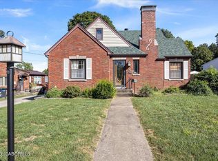 1945 Hayselton Dr, Jefferson City, MO 65109