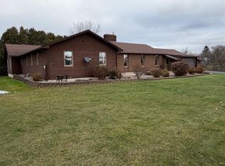 187 South St, Champlain, NY 12919