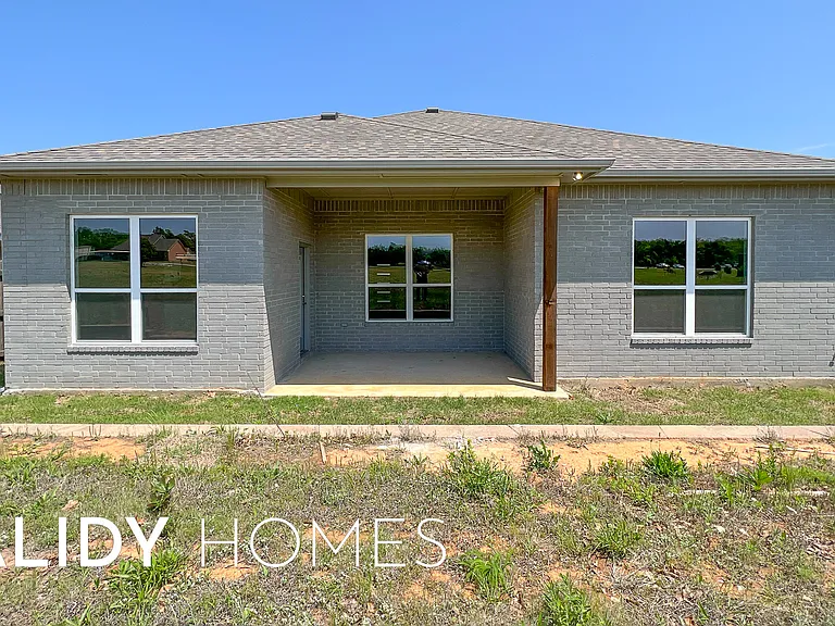 435 Remington Ave — Photo 31