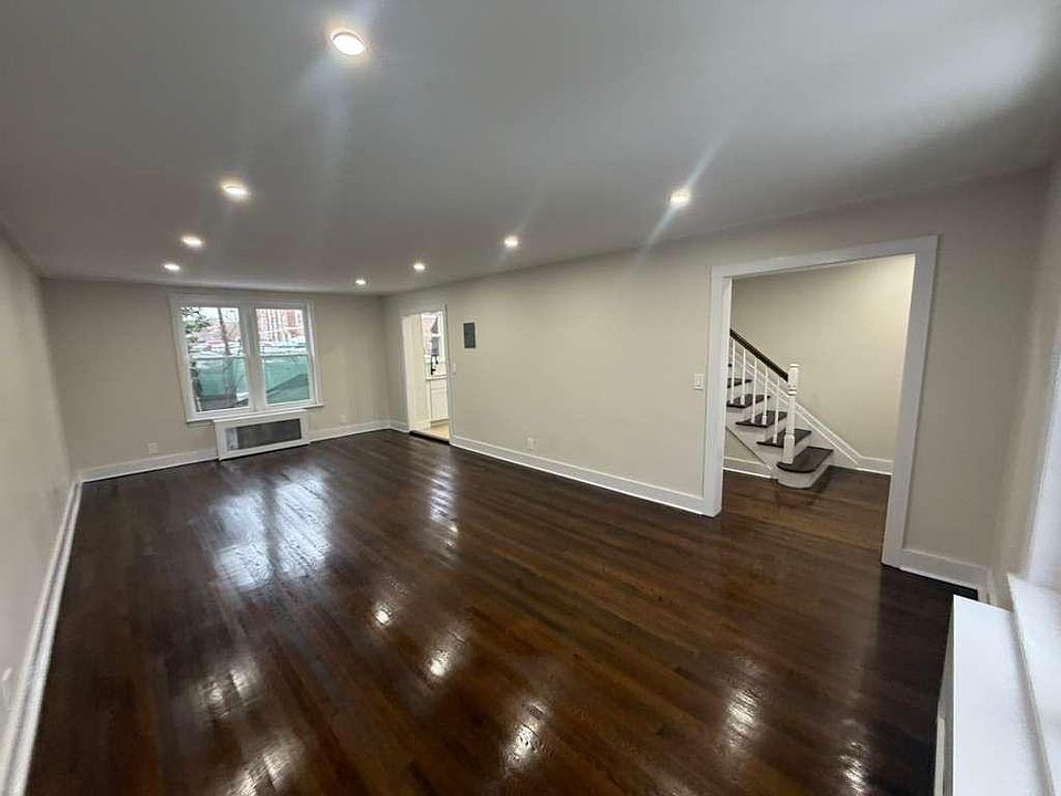 1st image of 676 Park Ave #15-2A