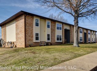 616 Evergreen Ave #6, Hollister, MO 65672