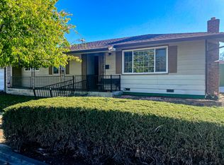 1086 Avondale Ln, Hayward, CA 94545