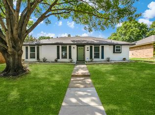 914 Hillside Ln, Flower Mound, TX 75028
