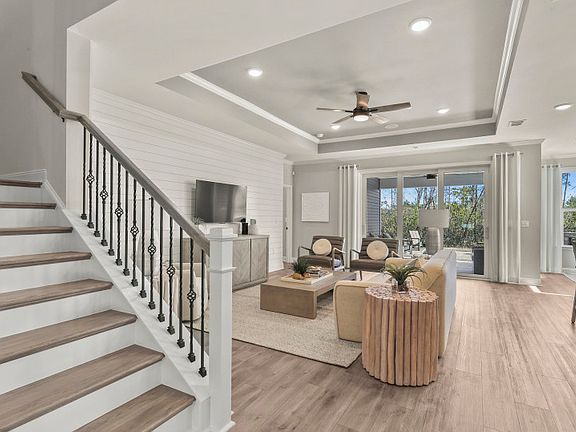 Open and welcoming foyer space