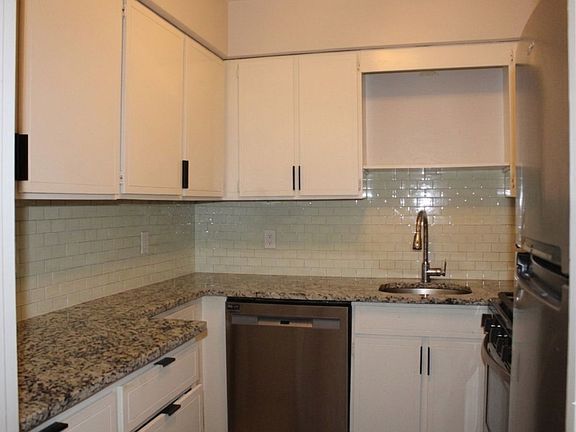3rd image of 5 Bayard Rd APT 202