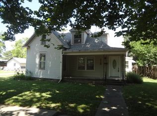 118 S Mission St, Council Grove, KS 66846