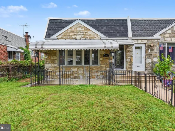 8367 Langdon St, Philadelphia, PA 19152