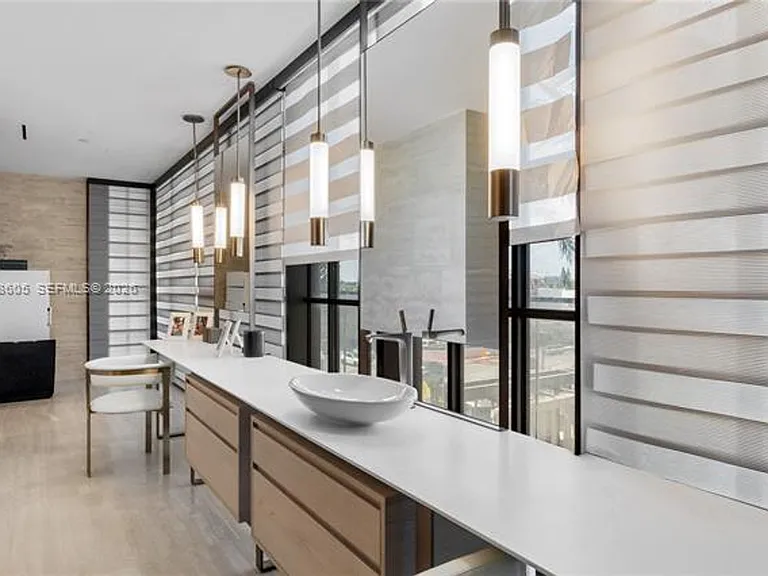 8955 NE Collins Ave #301 — Photo 31