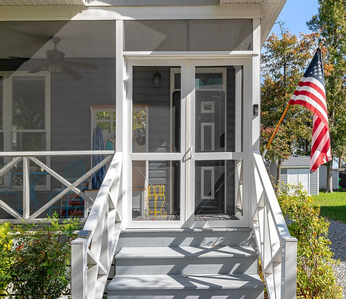 1214 Bancroft Ave — Photo 2
