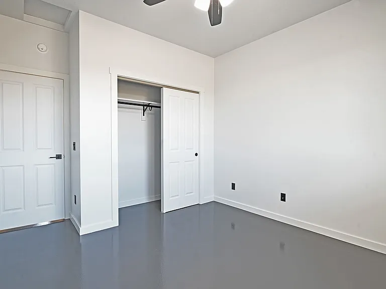 1495 Oxbow Dr — Photo 32