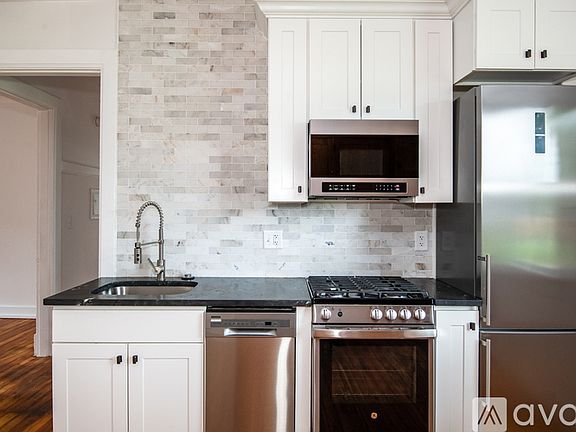 2nd image of 6 McClure St APT B