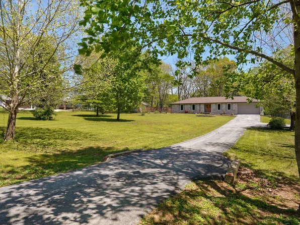 1250 S Farm Road 205, Springfield, MO 65809