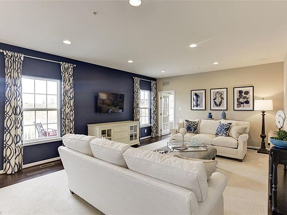 4th image of 5550 Boucher Cir