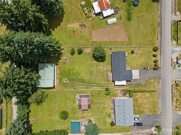 2nd image of 112 Elma Drive